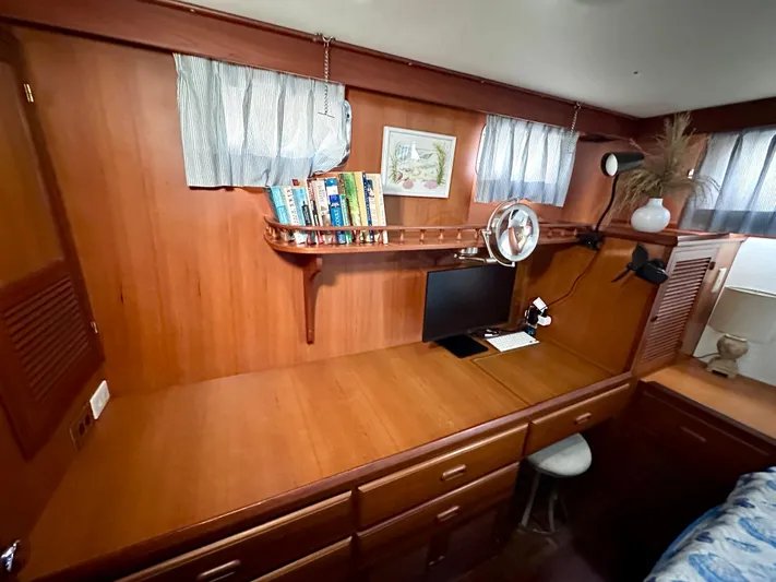 Sans Souci Yacht Photos Pics 