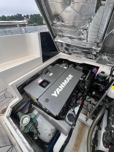 Barbican V Yacht Photos Pics 