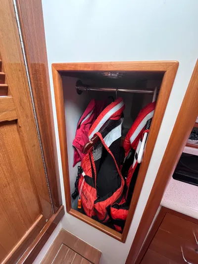 Barbican V Yacht Photos Pics 