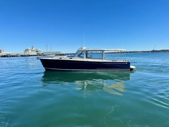 Barbican V Yacht Photos Pics 