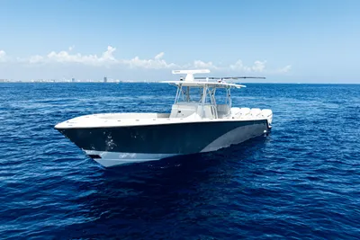 SeaVee 390Z