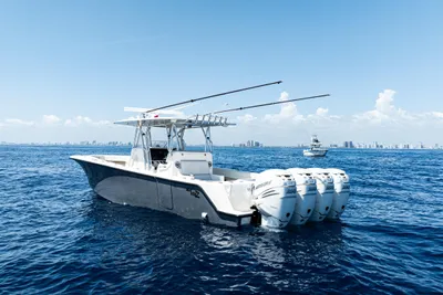 SeaVee 390Z