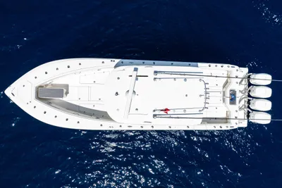 SeaVee 390Z