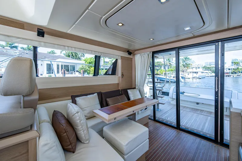 Blue B Yacht Photos Pics 