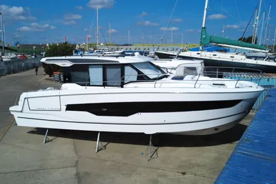 2026 Jeanneau Merry Fisher 1295 Coupe