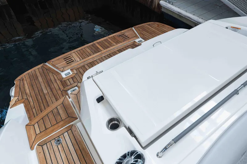  Yacht Photos Pics 2021 Sea Ray SLX 350 boat with teak swim platform and white deck.