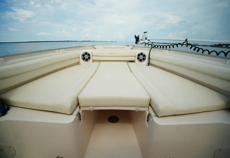  Yacht Photos Pics 2023 Grady-white 336 Canyon - Image 15