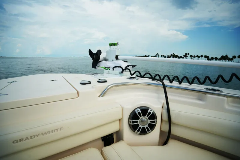  Yacht Photos Pics 2023 Grady-white 336 Canyon - Image 26