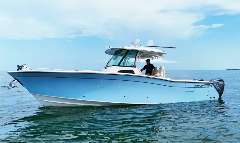  Yacht Photos Pics 2023 Grady-white 336 Canyon - Image 1