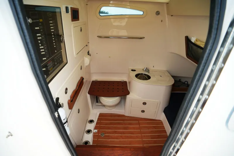  Yacht Photos Pics 2023 Grady-white 336 Canyon - Image 16