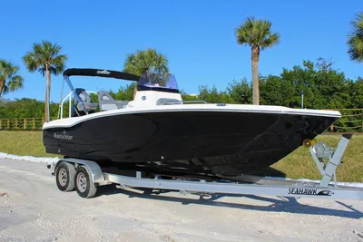NauticStar 231 Hybrid