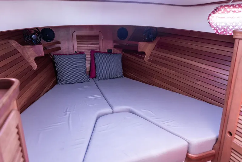 Bella Vita Yacht Photos Pics 