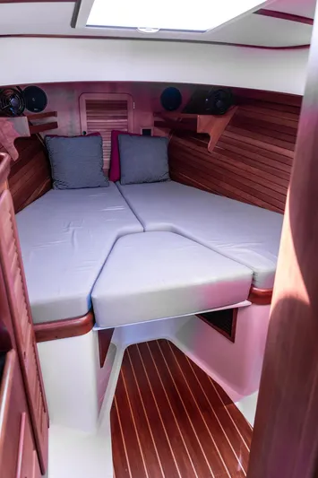 Bella Vita Yacht Photos Pics 