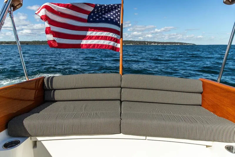 Bella Vita Yacht Photos Pics 