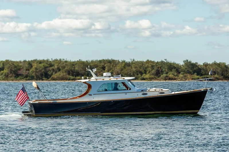 Bella Vita Yacht Photos Pics 