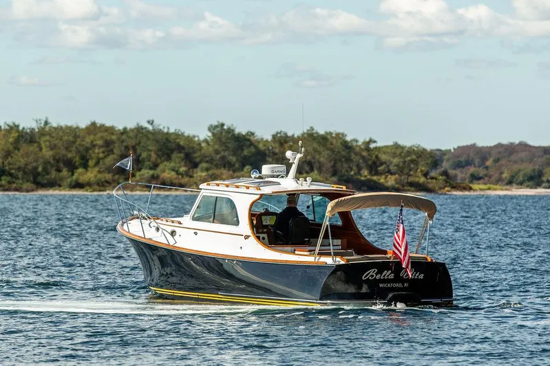 Bella Vita Yacht Photos Pics 