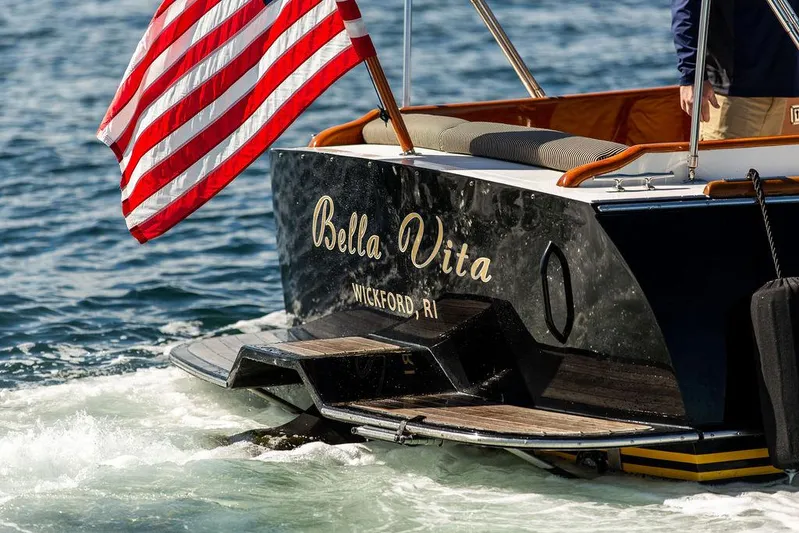 Bella Vita Yacht Photos Pics 