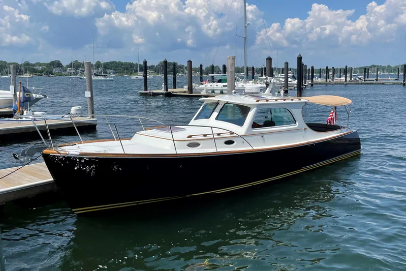 Bella Vita Yacht Photos Pics 