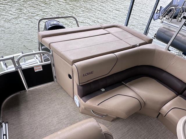 2017 Lowe SS210 Super Sport Pontoon for sale - YachtWorld