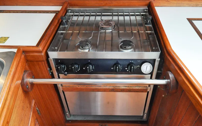 Tammie Norrie Yacht Photos Pics Shannon 43 - Tammie Norrie