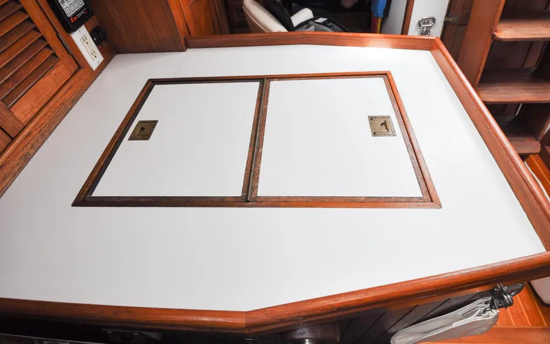 Tammie Norrie Yacht Photos Pics Shannon 43 - Tammie Norrie