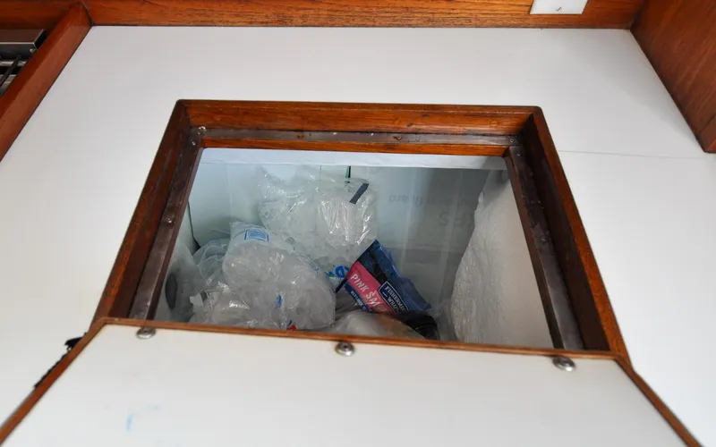 Tammie Norrie Yacht Photos Pics Shannon 43 - Tammie Norrie