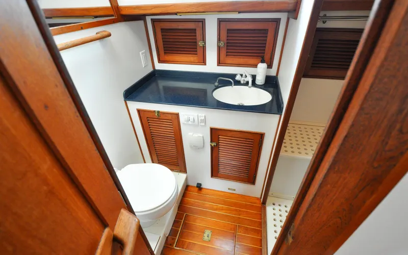 Tammie Norrie Yacht Photos Pics Shannon 43 - Tammie Norrie