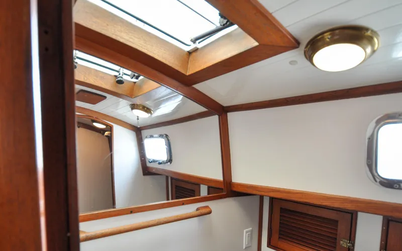 Tammie Norrie Yacht Photos Pics Shannon 43 - Tammie Norrie