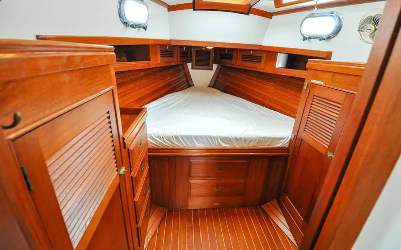 Tammie Norrie Yacht Photos Pics Shannon 43 - Tammie Norrie