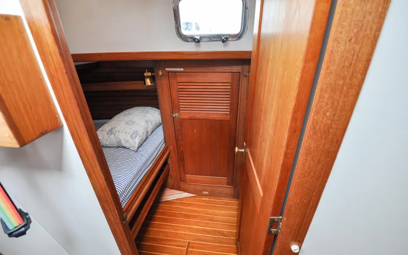 Tammie Norrie Yacht Photos Pics Shannon 43 - Tammie Norrie