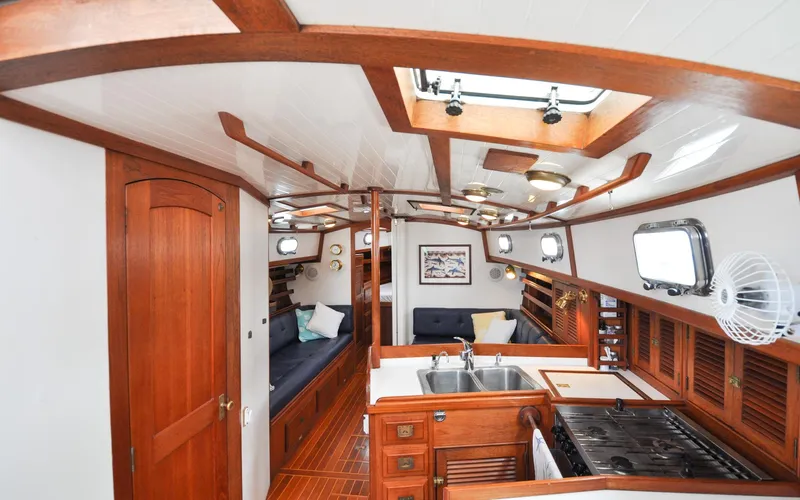 Tammie Norrie Yacht Photos Pics Shannon 43 - Tammie Norrie