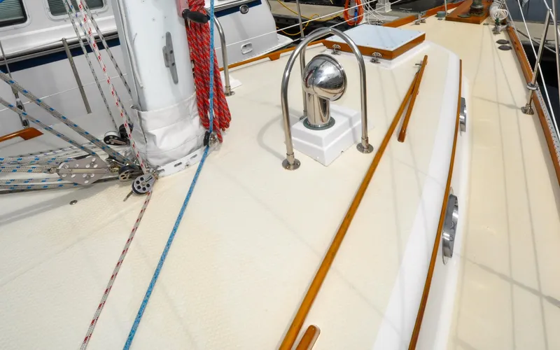 Tammie Norrie Yacht Photos Pics Shannon 43 - Tammie Norrie