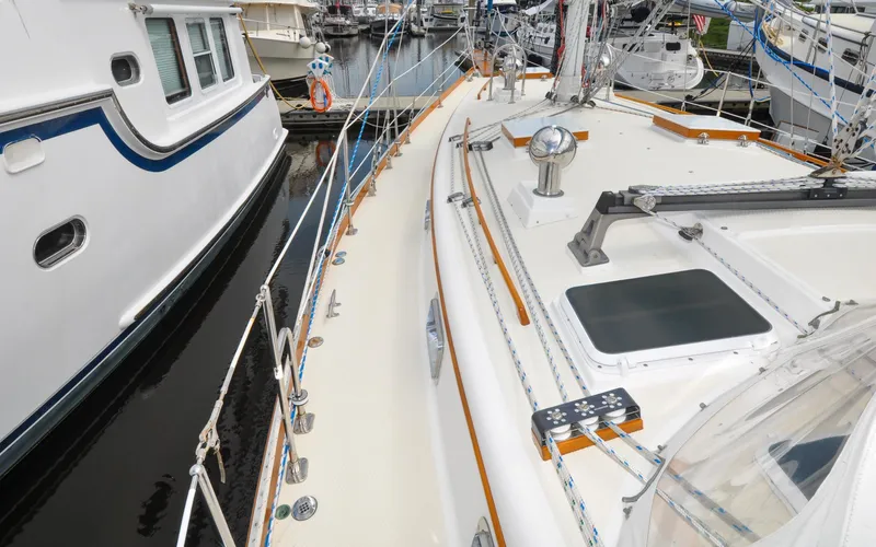 Tammie Norrie Yacht Photos Pics Shannon 43 - Tammie Norrie