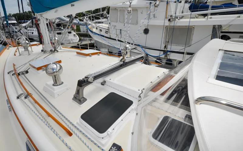 Tammie Norrie Yacht Photos Pics Shannon 43 - Tammie Norrie