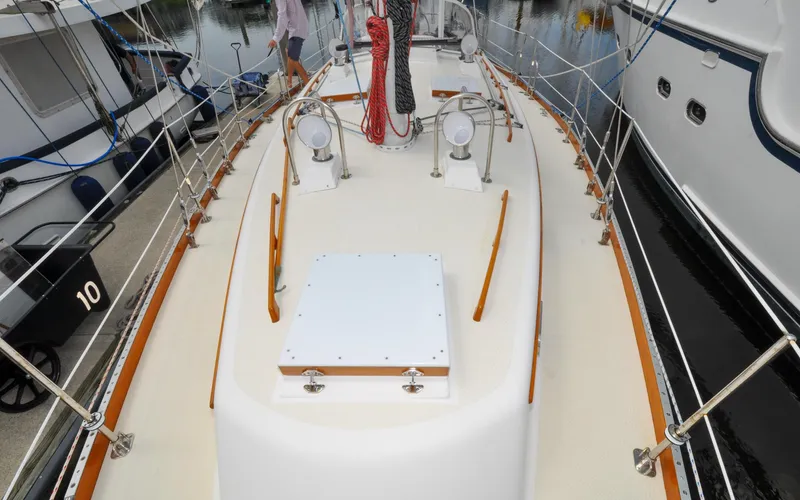 Tammie Norrie Yacht Photos Pics Shannon 43 - Tammie Norrie