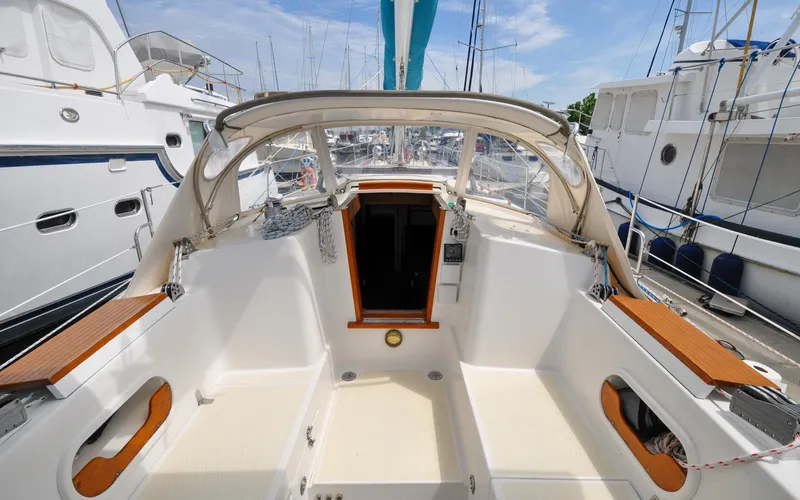 Tammie Norrie Yacht Photos Pics Shannon 43 - Tammie Norrie