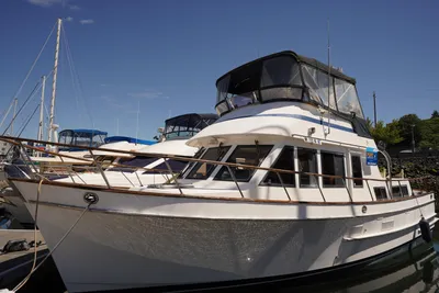 Ocean Alexander 40 Double Cabin