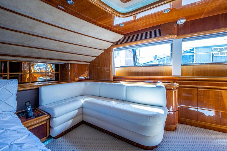 2003-94-ferretti-yachts-94