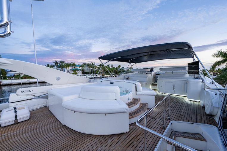 2003-94-ferretti-yachts-94