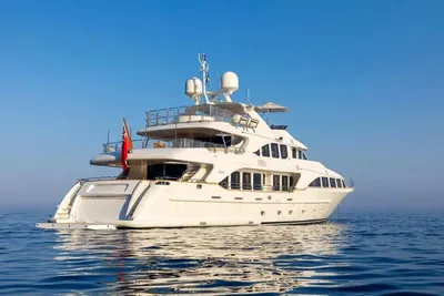 2010 Benetti 120