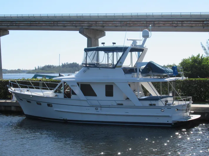 C'est La Vie Yacht Photos Pics 