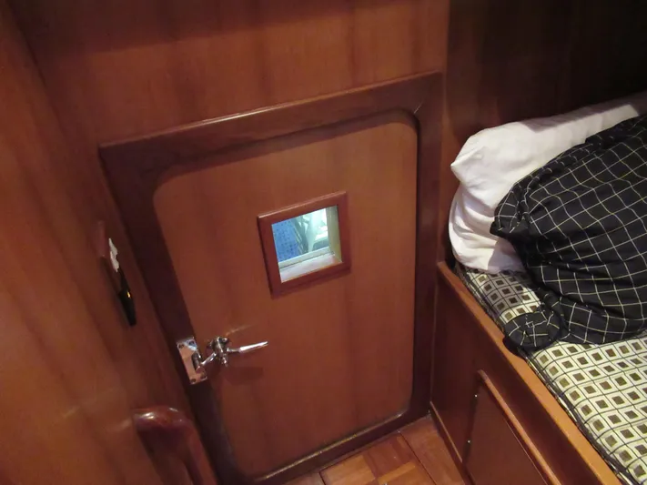 C'est La Vie Yacht Photos Pics 