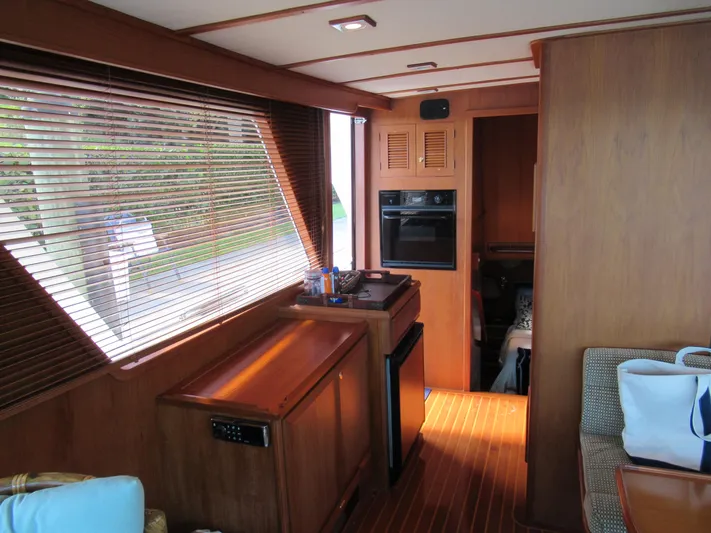 C'est La Vie Yacht Photos Pics 