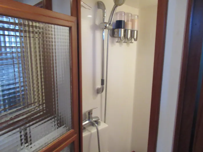 C'est La Vie Yacht Photos Pics 