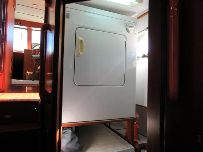 C'est La Vie Yacht Photos Pics 