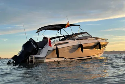 2022 Parker Poland 850 Voyager