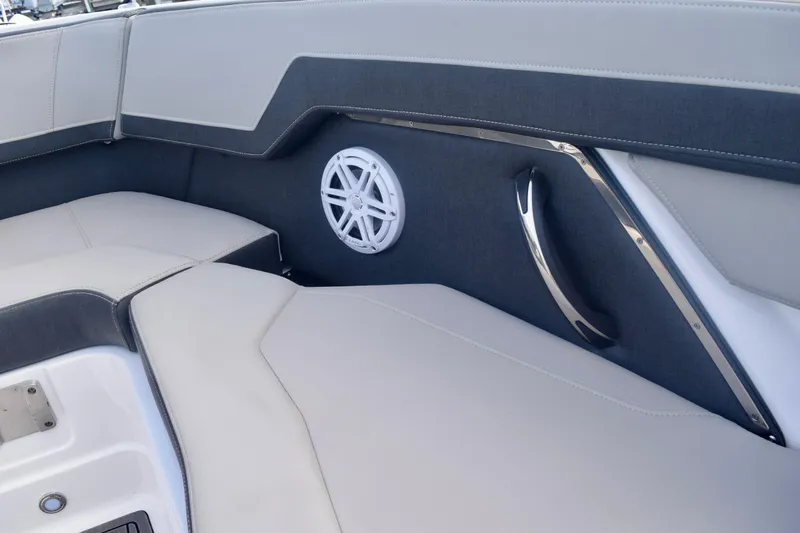  Yacht Photos Pics Interior of 2025 Monterey 275SS Super Sport boat with sleek seating and speaker.