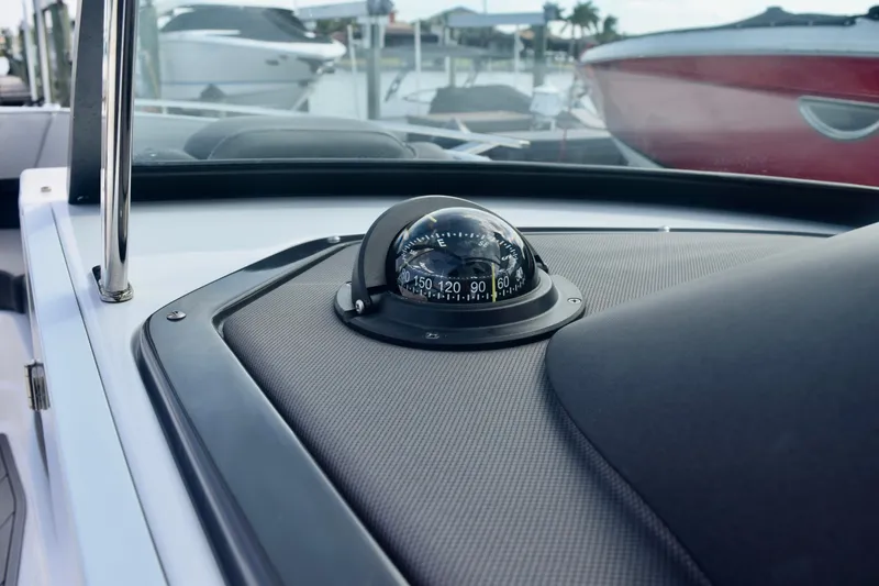  Yacht Photos Pics Compass on 2025 Monterey 275SS Super Sport boat dashboard at marina.