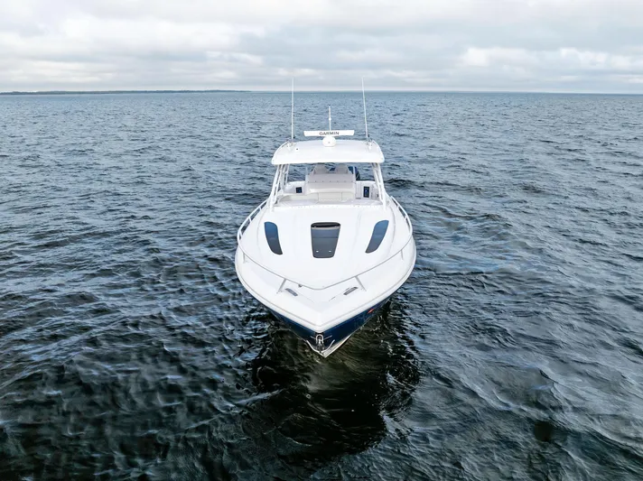 No Name Yacht Photos Pics 2023 Intrepid 41 Valor- Bow