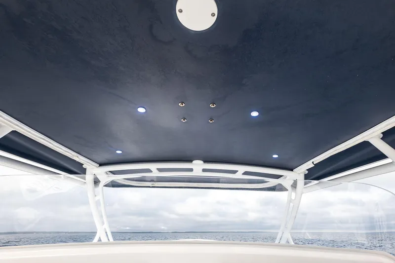 No Name Yacht Photos Pics 2023 Intrepid 41 Valor- Hardtop